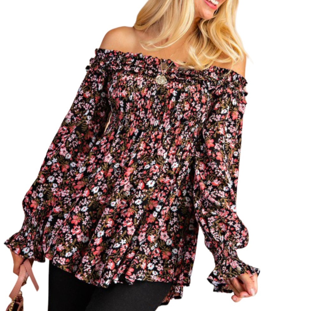 NWT Kori Floral Smocked Long Sleeve Top